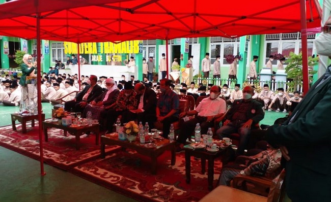 Peringatan HUT IDI di Agam dihadiri Bupati Andri Warman.